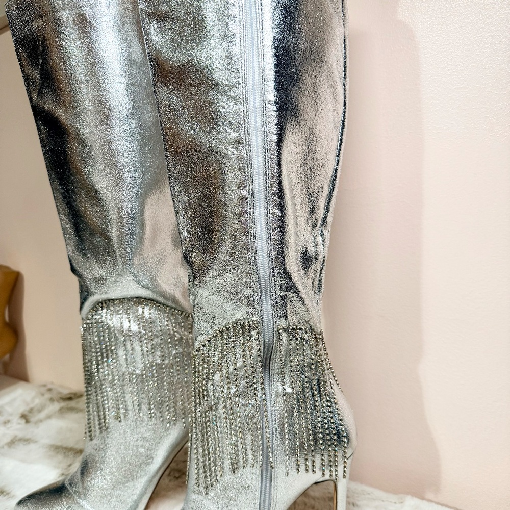 * Berness Silver Metallic  W/Dangling Rhinestone Fringe 4 1/2" Stiletto OTK Boot - Picture 7 of 9